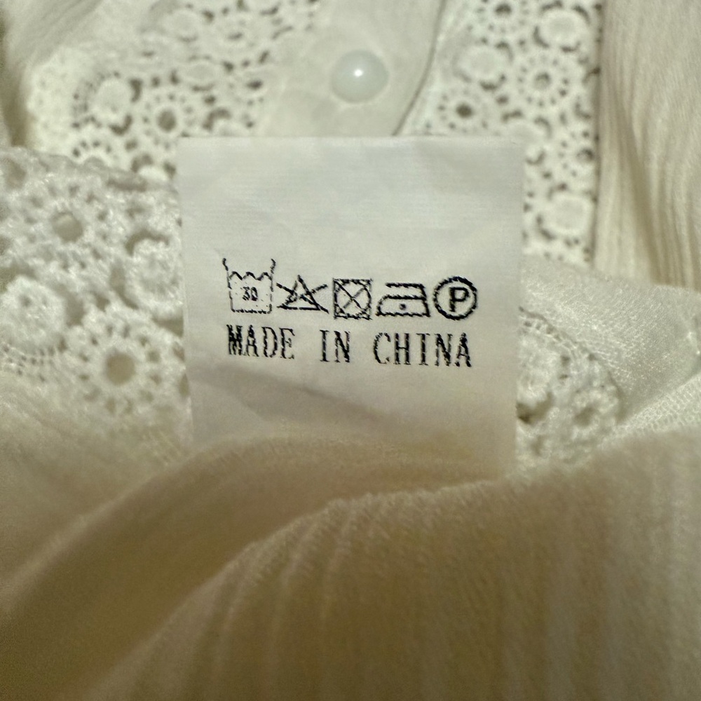 White Rayon Top - Picture 5 of 5